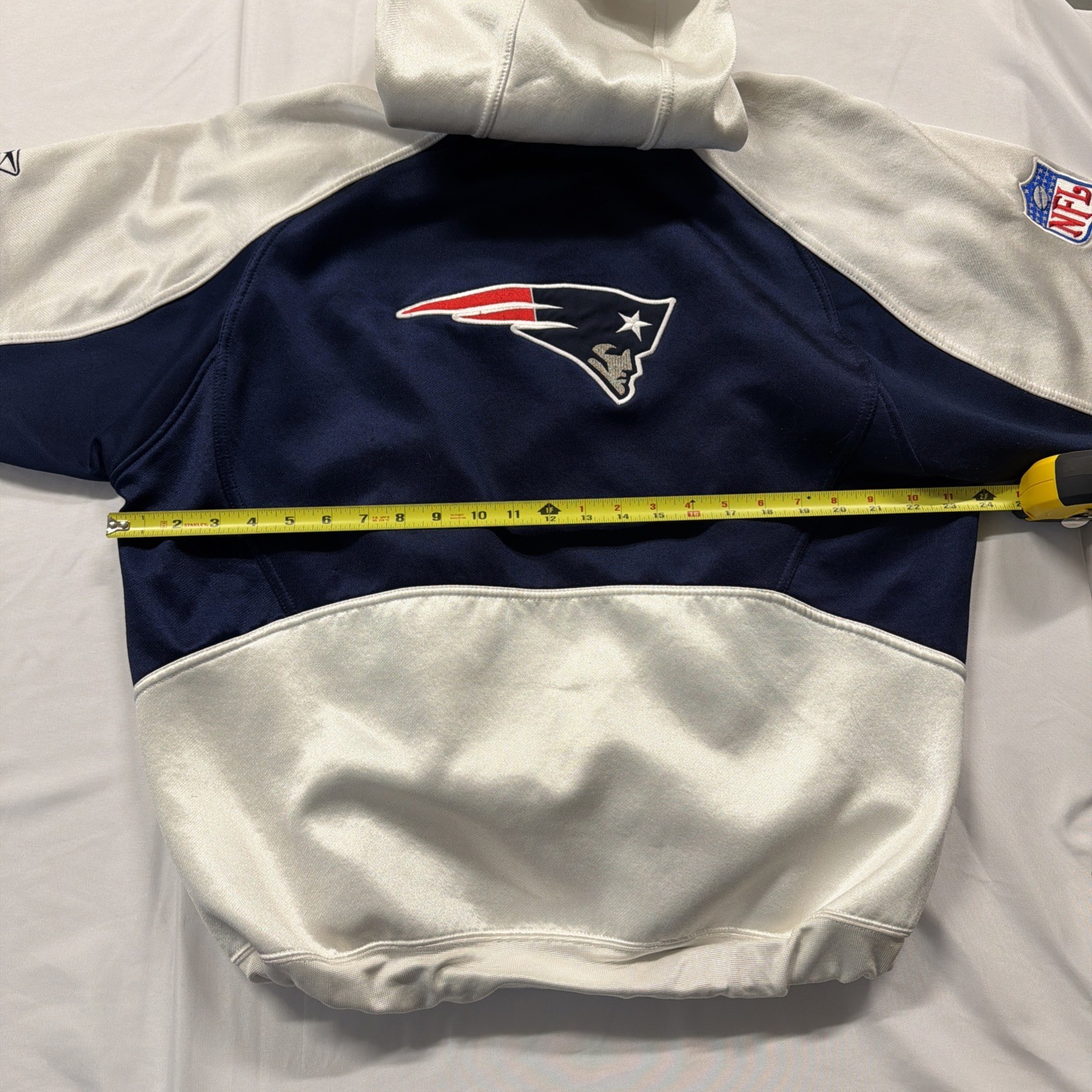 Vintage New England Patriots Reebok Hoodie White Large thumbnail 7