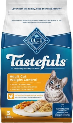 Blue Buffalo Tastefuls Adult Dry Cat Food   Weight Management, Chicken Recipe, 3