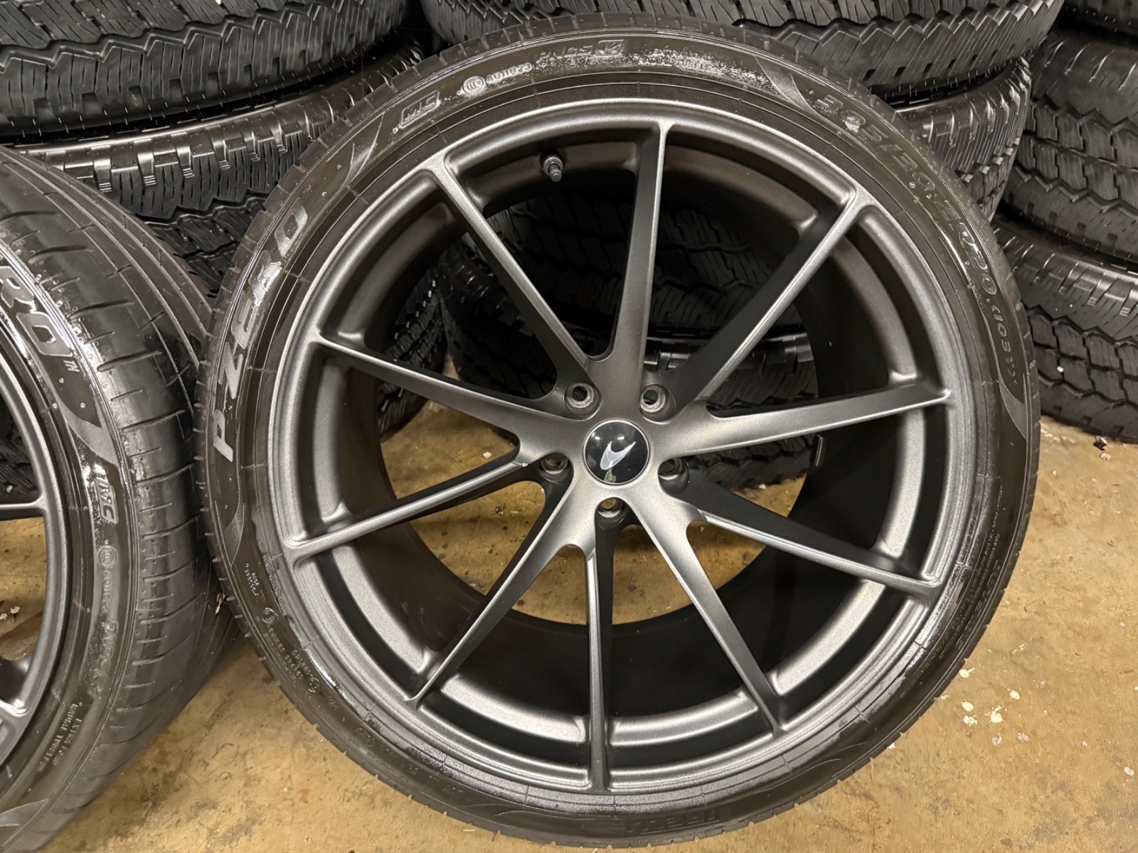 MCLAREN 720S SATIN GRAY OEM  FORGED WHEELS & TIRES
