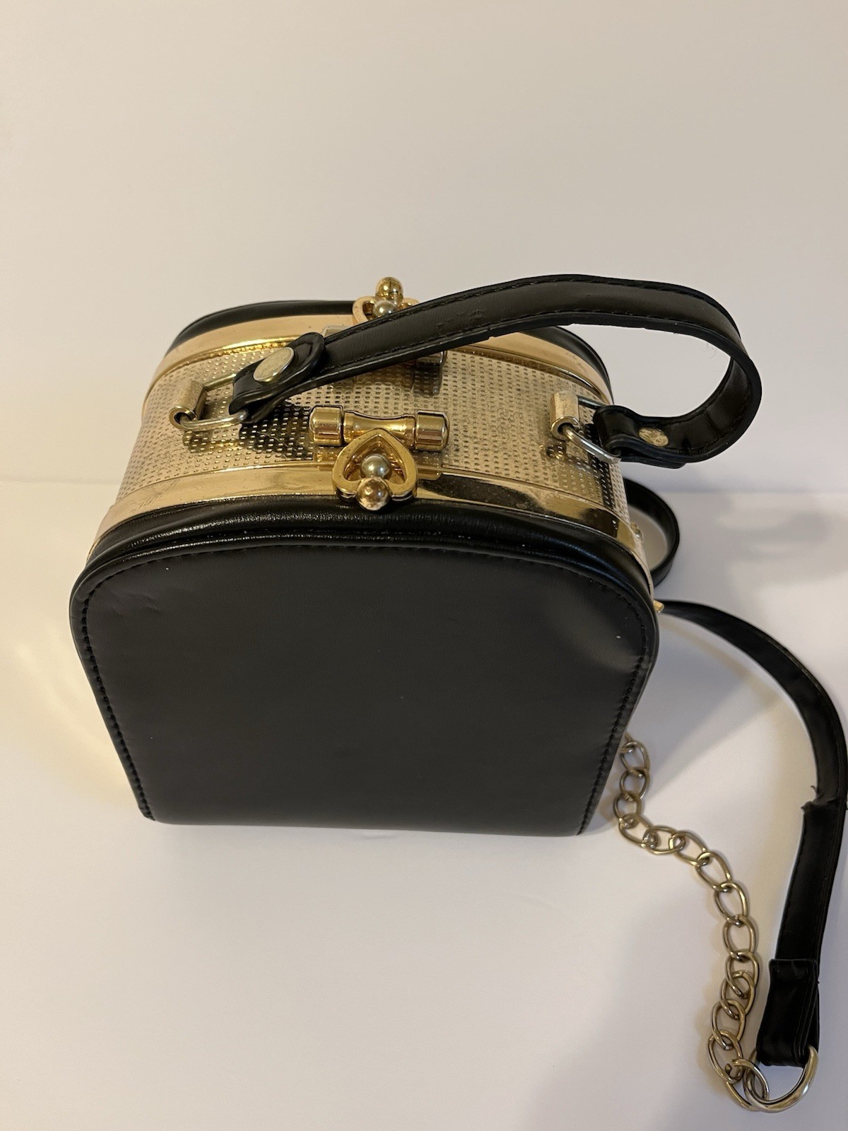 Unique Camera Lipstick purse with double opening - image 3