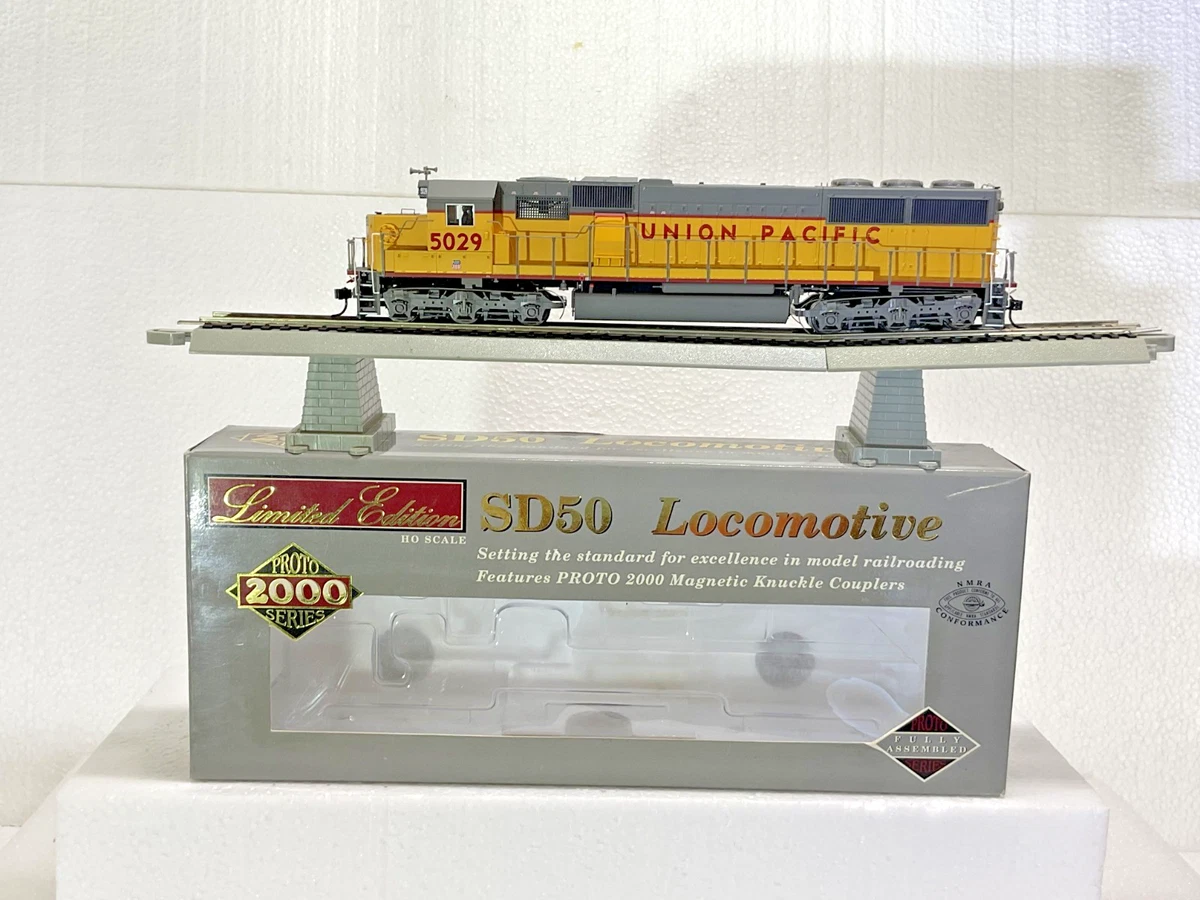 PROTO 2000 Union Pacific Railroad HO Diesel Locomotive Model