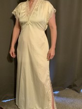 Vintage Christian Dior Saks Ivory Nightgown W/ Ivory Lace Ribbon-Size Large