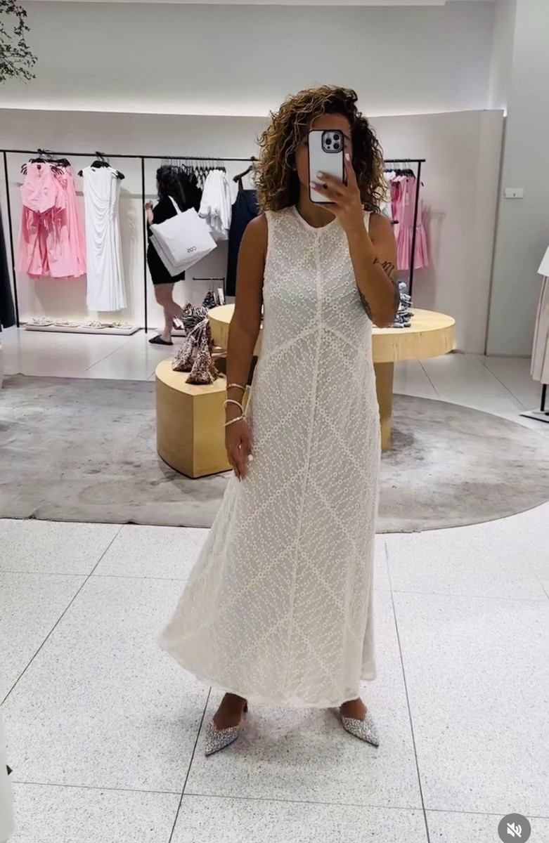 NWT_ZARA FW24 WOMAN EMBROIDERED DRESS ZW COLLECTION White NWT_ZARA FW24 WOMAN EMBROIDERED DRESS ZW COLLECTION White