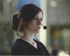 EMILY MORTIMER SIGNED AUTHENTIC 'THE NEWSROOM' 8X10 PHOTO w/COA ACTRESS PROOF