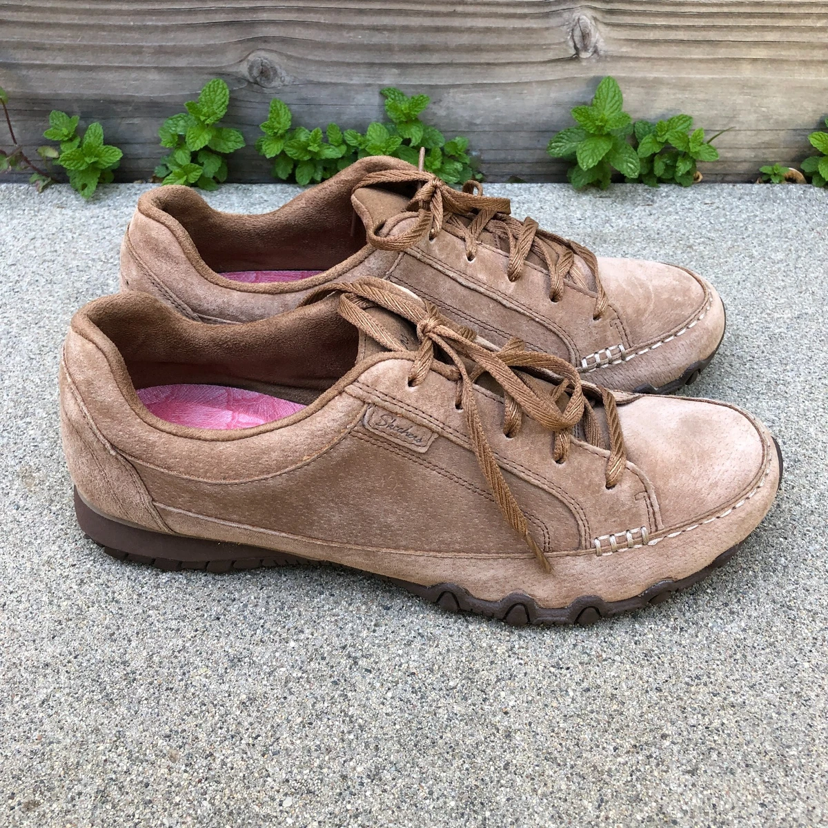Skechers women's bikers curbed fashion sneaker discount
