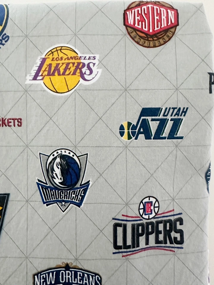 POTTERY BARN TEEN x NBA Conferencia Oeste Baloncesto Logo Hoja Plana DOBLE, Gris Foto 4 de 4