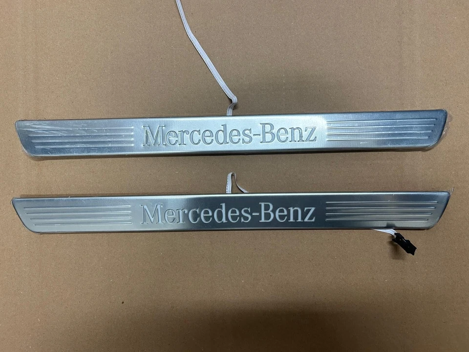 battitacco soglia porta led originali per Mercedes  CLA  GLA GLE 167 W177 176 - Immagine 3 di 4