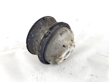 Support moteur Mercedes 200