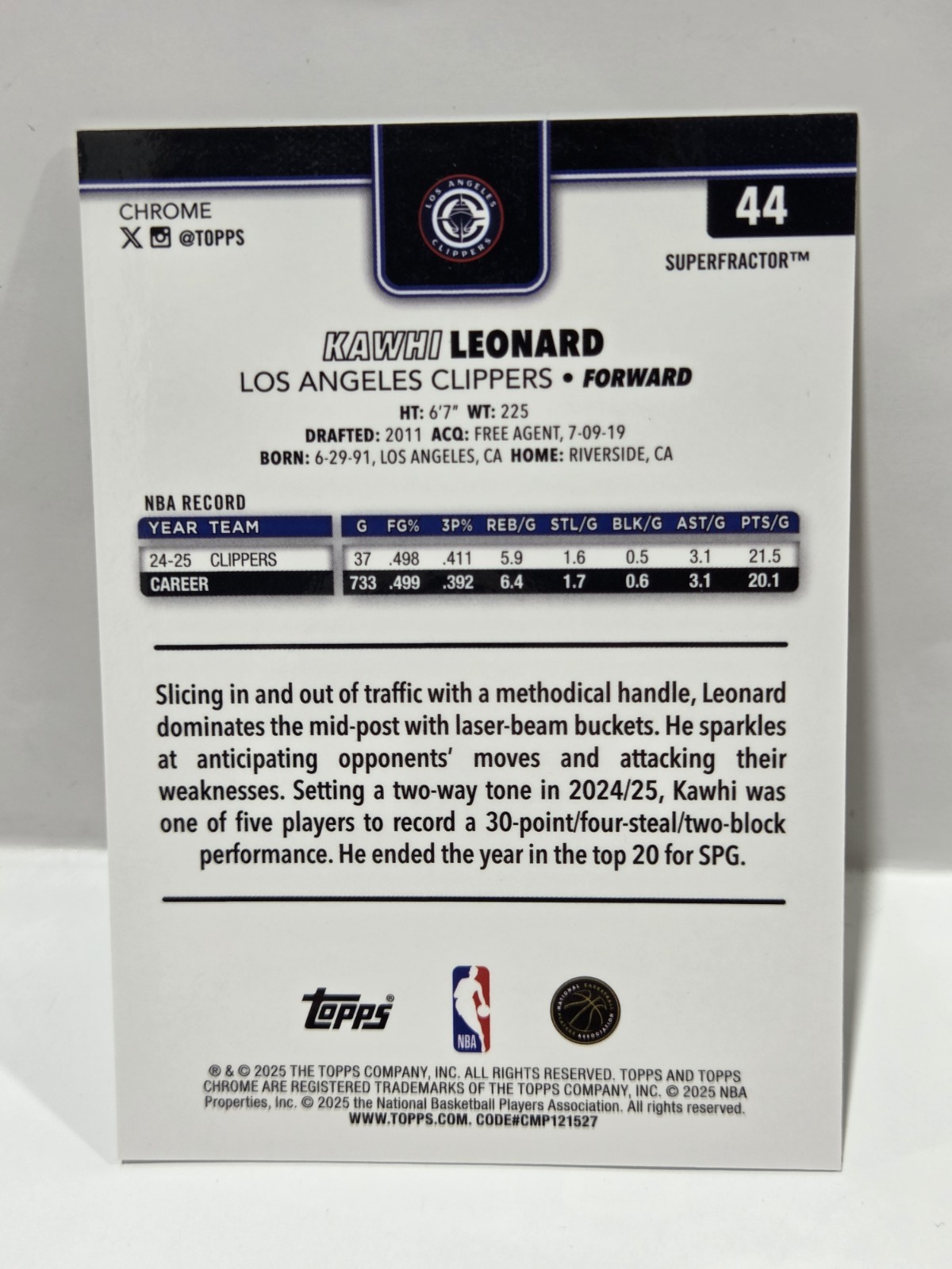 2025 Topps Chrome Kawhi Leonard Superfractor 1/1 One of One #44 view 2