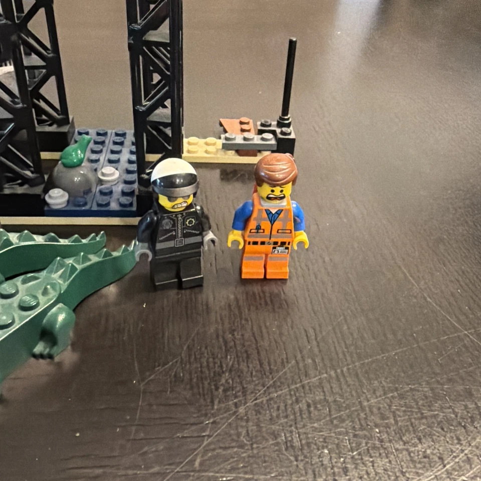 LEGO 70802 The LEGO Movie Bad Cop's Pursuit Used Set - Image 4 of 4