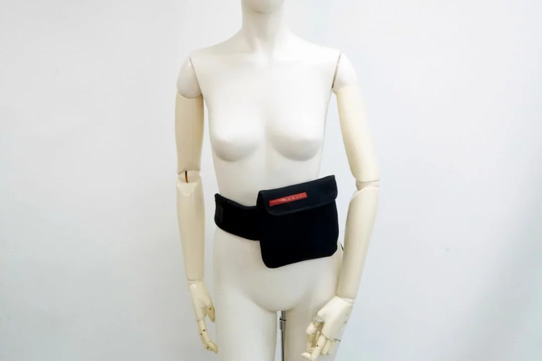 Prada Mini Waist Pouch Belt Body Bag Red Line Sports Unisex Nylon Black *Wqo717 thumbnail 2