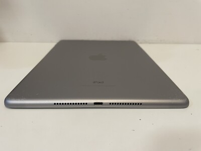 Apple iPad (6th Generation) - 32GB - Wi-Fi, 9.7in - Space Gray
