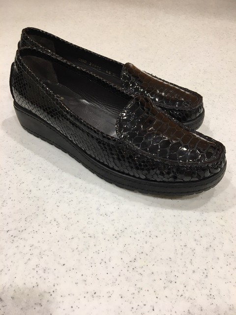 stuart weitzman platform loafers