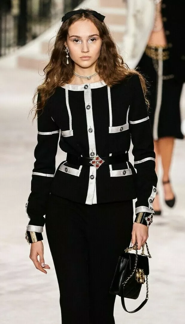 Chanel 2020 Pre-Fall: The Best Looks From The Runway