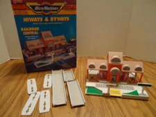 Micro Machine 1991 Railroad Central
