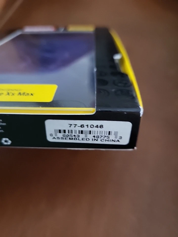 Funda de teléfono Marvel Otterbox Black Panther iPhone Xs Max Foto 3 de 3