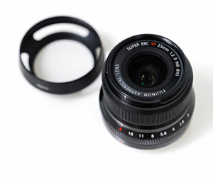 Fujifilm Fujinon XF 23mm f/2 R WR Wide Angle Lens for X Mount + 43mm Hood