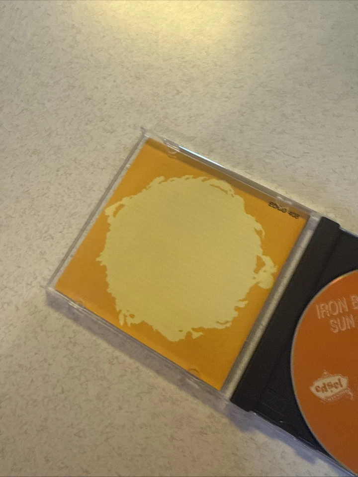 Iron Butterfly- Sun And Steel UK Reissue CD Album 1995 Rare OOP Disc VG Foto 4 de 4