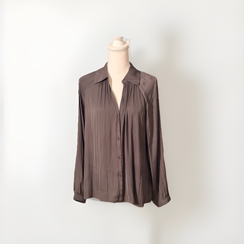 Sanctuary Satiny Button Up Blouse Size M