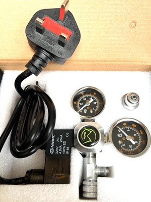 Aquarium Aquarium 2 Manometer CO2 Druckregler Blasenzähler Magnetventil