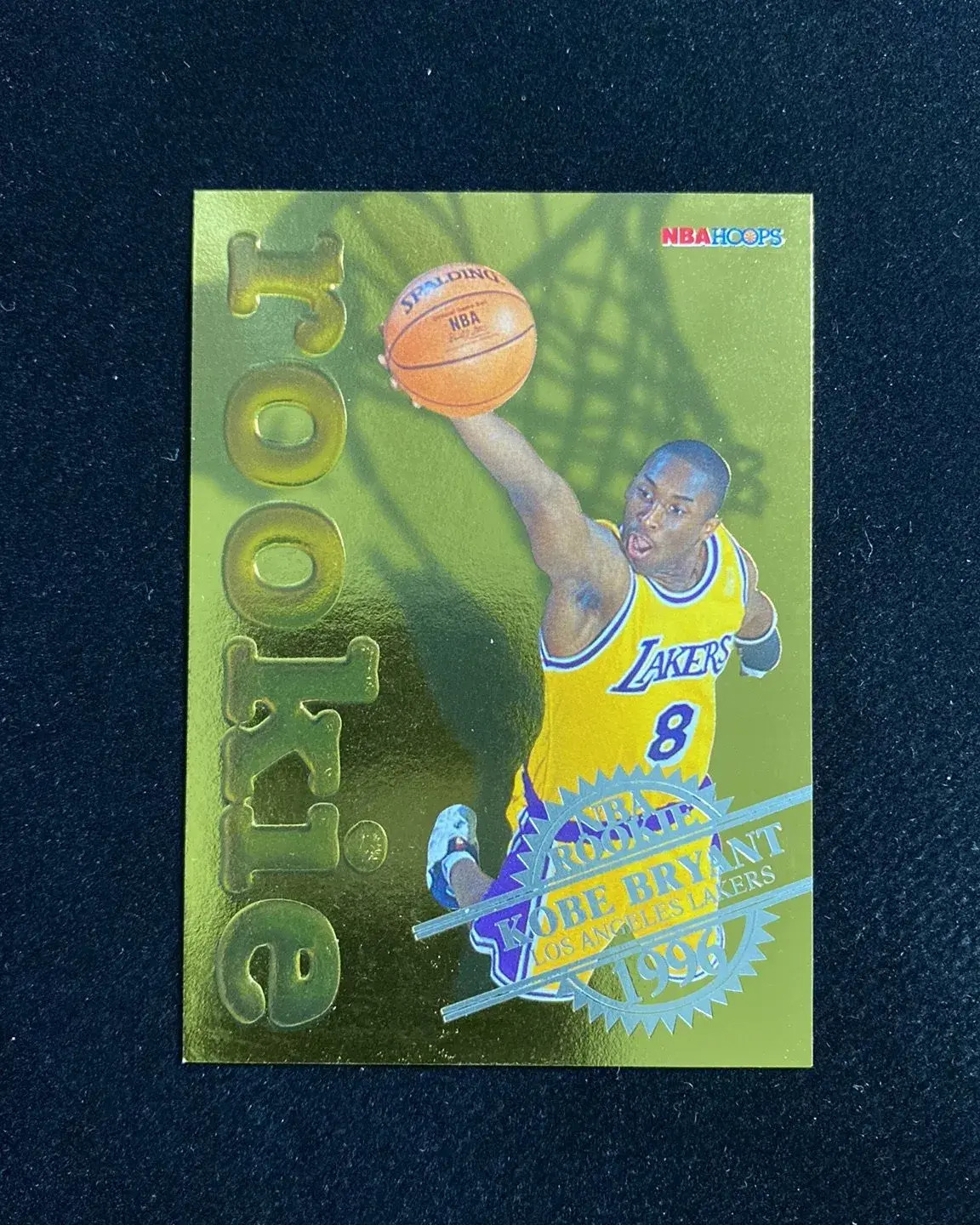 1996-97 NBA Hoops Kobe Bryant RC Rookie #3 of 30 Gold Foil Lakers VS37