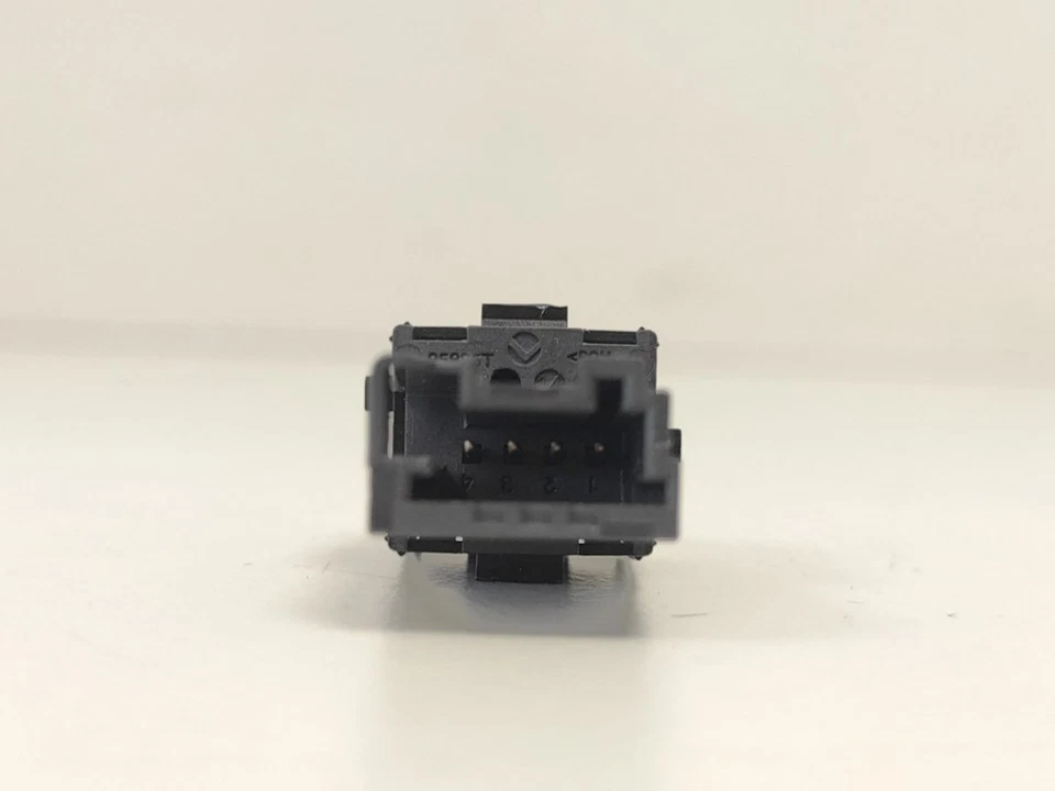 PORT AUX/USB Peugeot 308 SW (L4/L9/LC/LJ/LR) 2014 95835T / 96782497VD - Photo 2/3