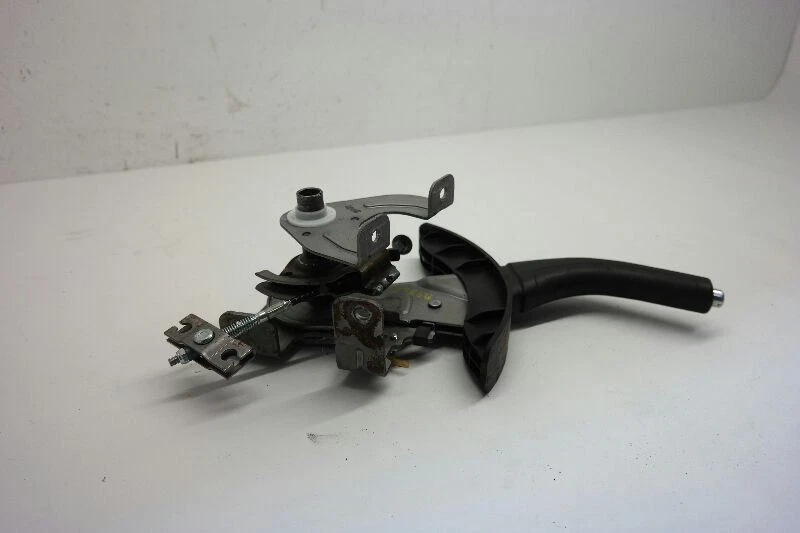 Kia Soul 2015 palanca de freno de emergencia  Foto 2 de 4