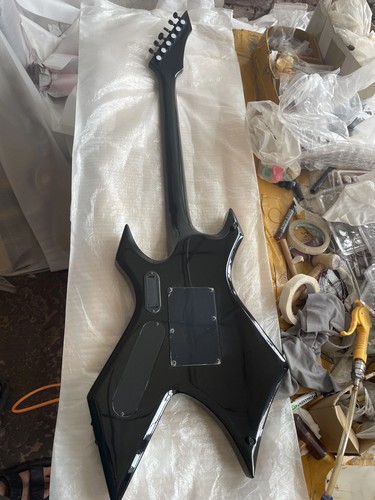 Factory Customized Black Electric Guitar Double Floyd Rose Vibrato EMG Pickups - Picture 4 of 10