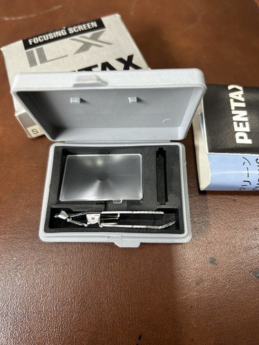 Pentax Focusing Screen Type SI 20 For Pentax LX. In Case. Mint. - Picture 2 of 6
