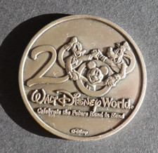 DISNEYWORLD VINTAGE FOUR PARKS COMMEMORITIVE MEDALLION YEAR 2000 NEW IN PACKET