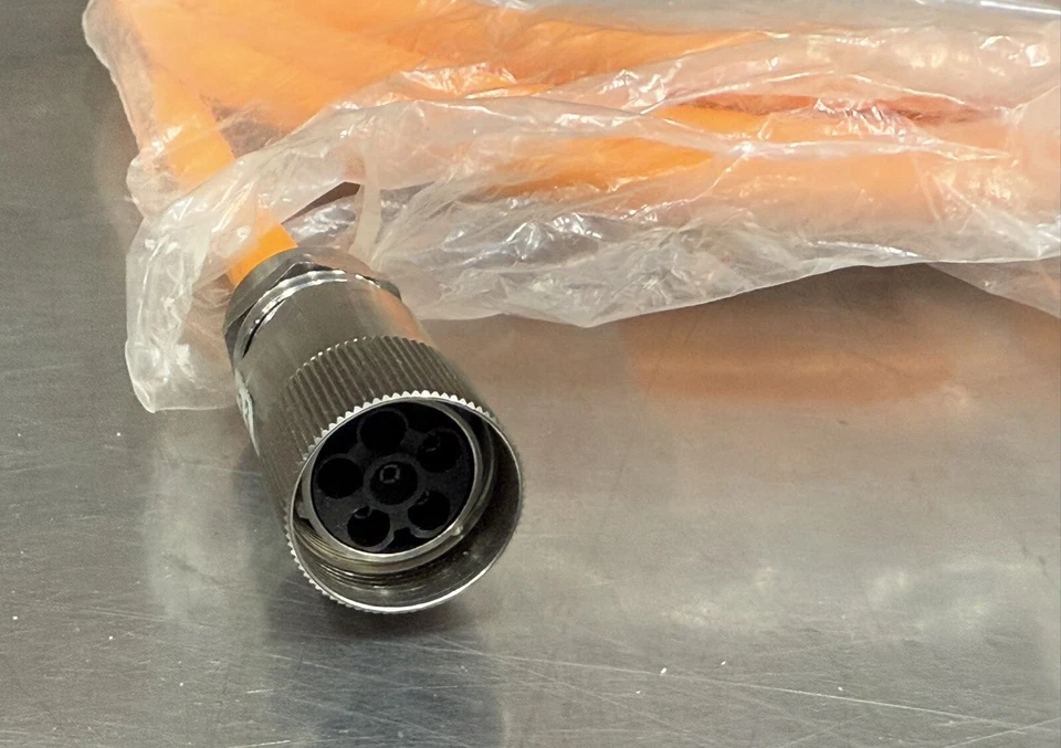 Telemecanique Schneider VW3S5101R30 3-Phase Stepper Motor Cable 3M - Unused - Image 4 of 4