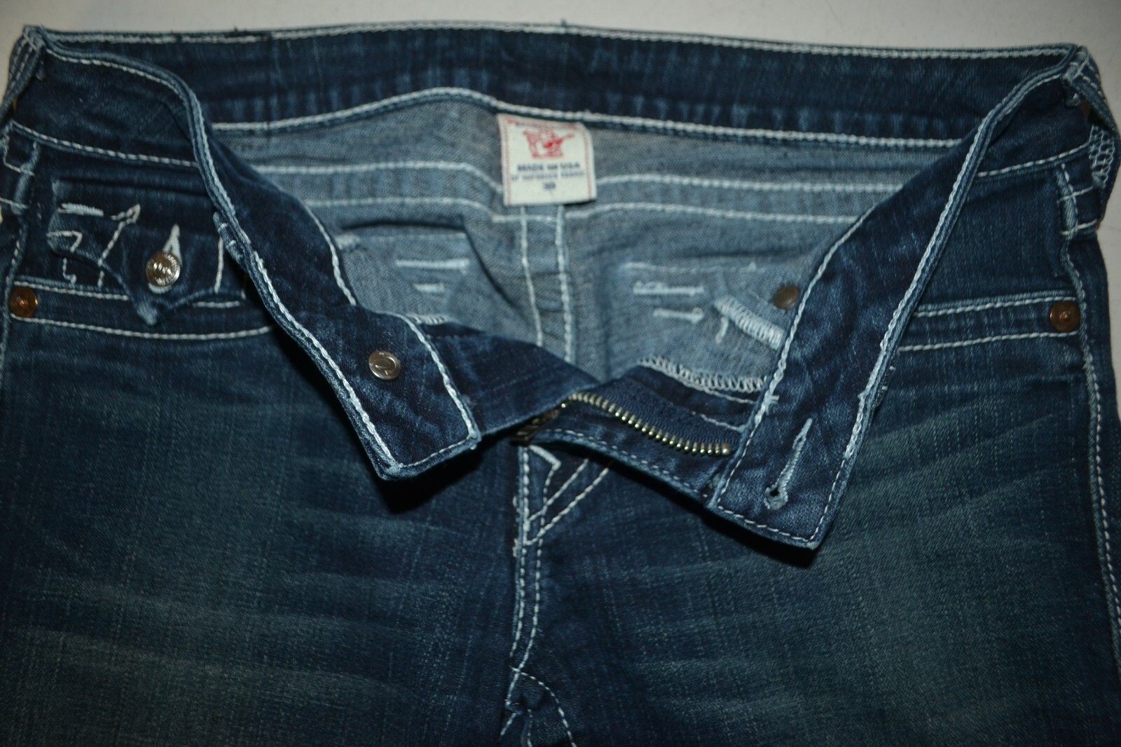 True Religion Women's Billy Straight Embellished U Pocket Flaps Jeans Sz 30x32 thumbnail 8