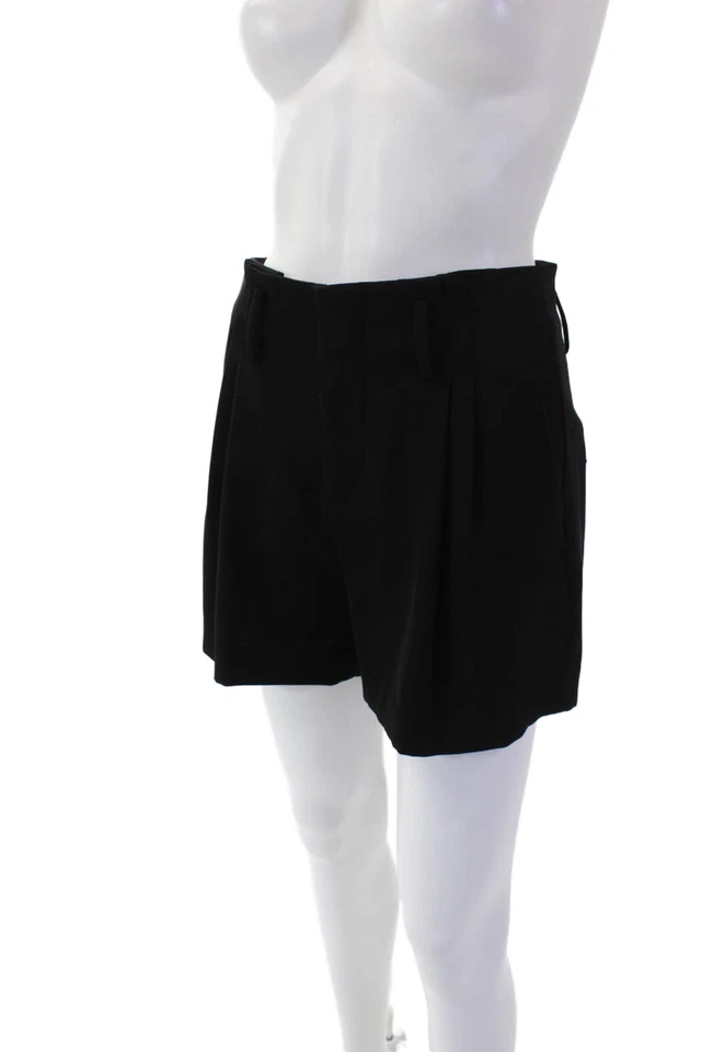 Mini shorts social Vince feminino texturizado forrado com zíper plissado preto tamanho 0 - Imagem 2 de 4