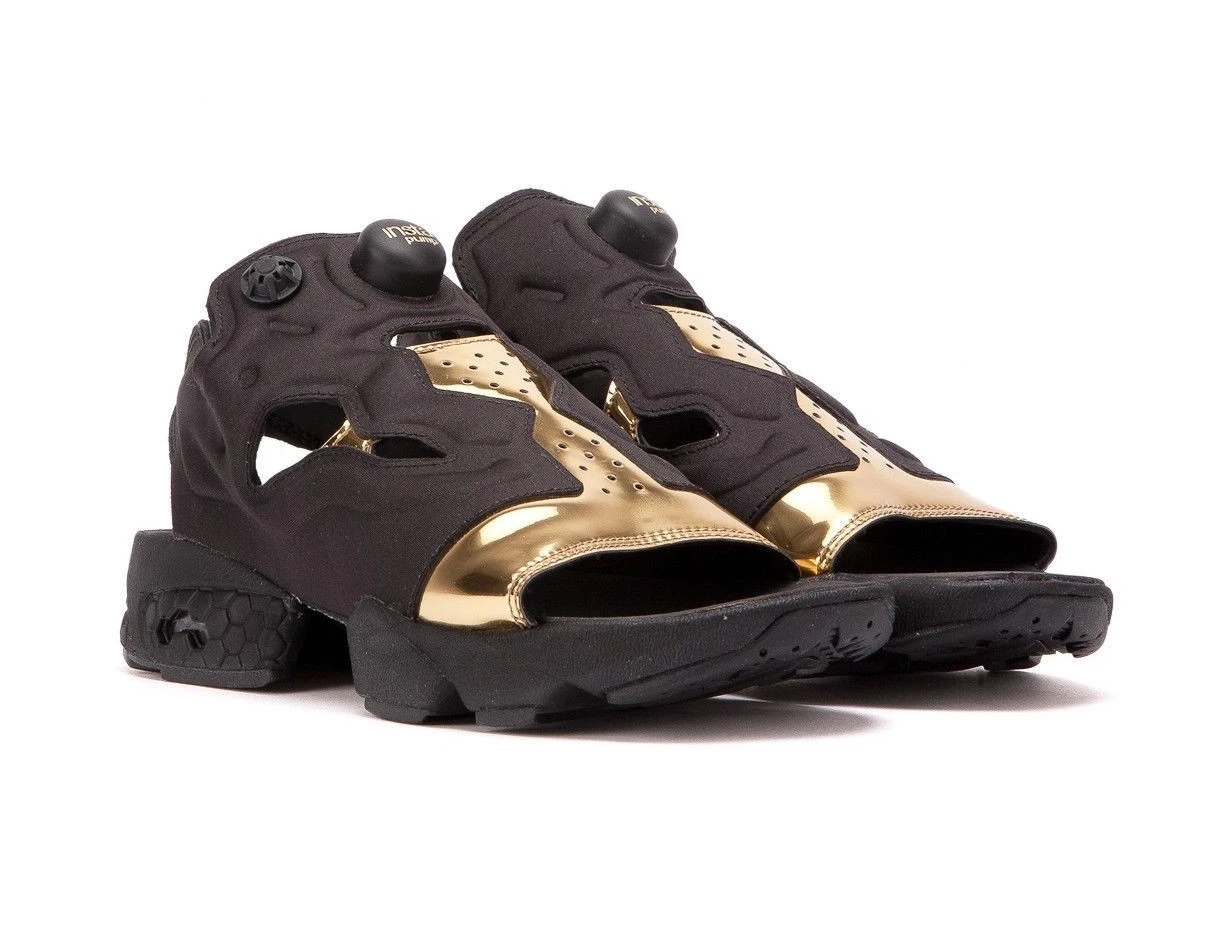 Sandali da donna neri Reebok Instapump Fury taglia 5 US BD3184