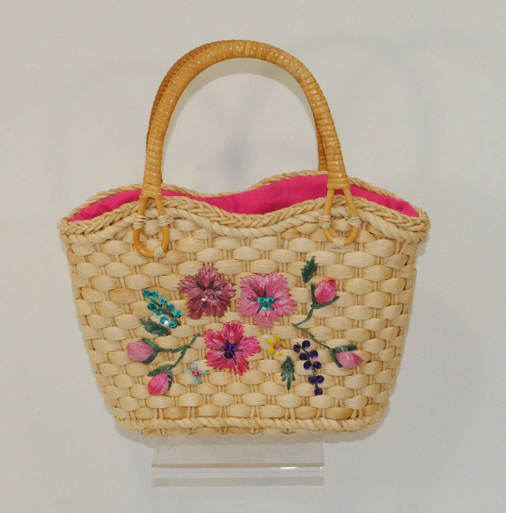 Pink straw best sale purse