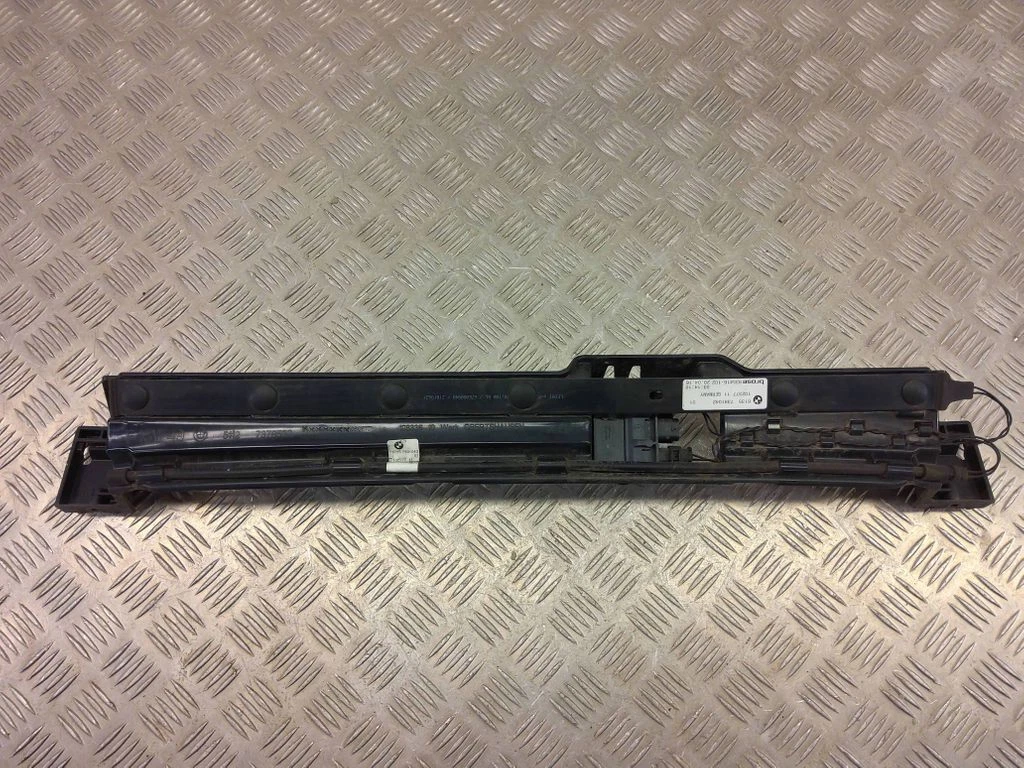 BMW X1 F48 F49 2016 Heck Sensor 7391042 SKE23076 18305 | eBay