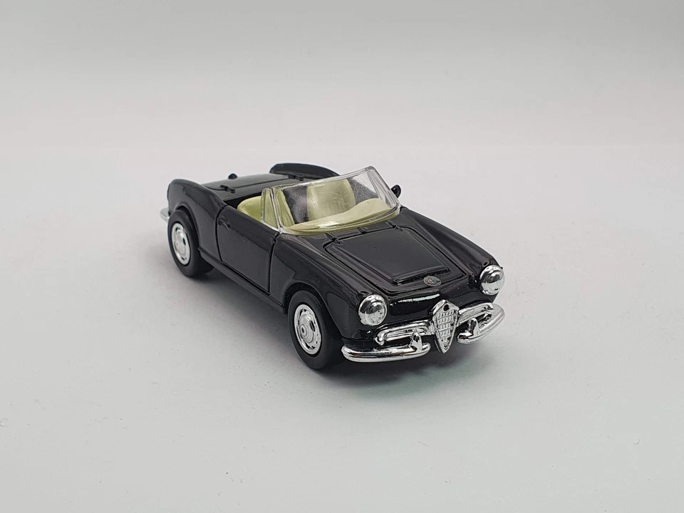 Alfa Romeo Giulia Spider New Ray 1/43 - Immagine 4 di 4