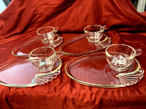 Federal Glass Columbia Snack Plate and Cup Set of 4