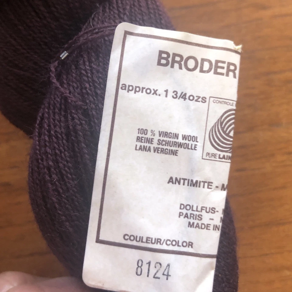 7 HKS VINTAGE DMC BRODER MEDICIS VIRGIN WOOL Yarn Purple #8124 - Image 2 of 4