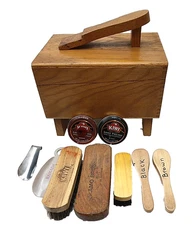 VINTAGE  Valet Wooden Shoe Shine Box W/Lots Of Extras