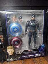 Medicom Toy Mafex Marvel The Winter Soldier Captain America 6.3 in Action Figure