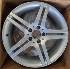 1 X Mercedes SLK CLC 18" Alloy Wheel 8.5J ET30 A2034015602 