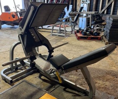 Technogym Pure strength Plate Loaded Leg Press