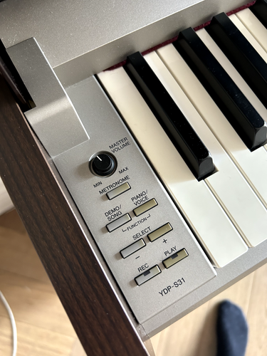 Yamaha Arius YDP-S31 Digital Piano - Picture 8 of 17
