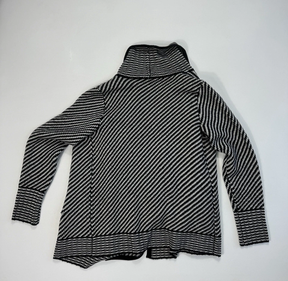 Cárdigan Blazer Bolsillos C By Bloomingdale’s Mujer Grande Lana Cachemira Frente Abierto Foto 2 de 4