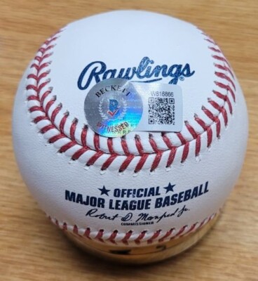 Autographed HIDEKI MATSUI GODZILLA Major League Baseball Beckett