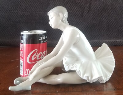 Lladro's Ballerina Dying Swan Porcelain Figurine Ballet dancer Art