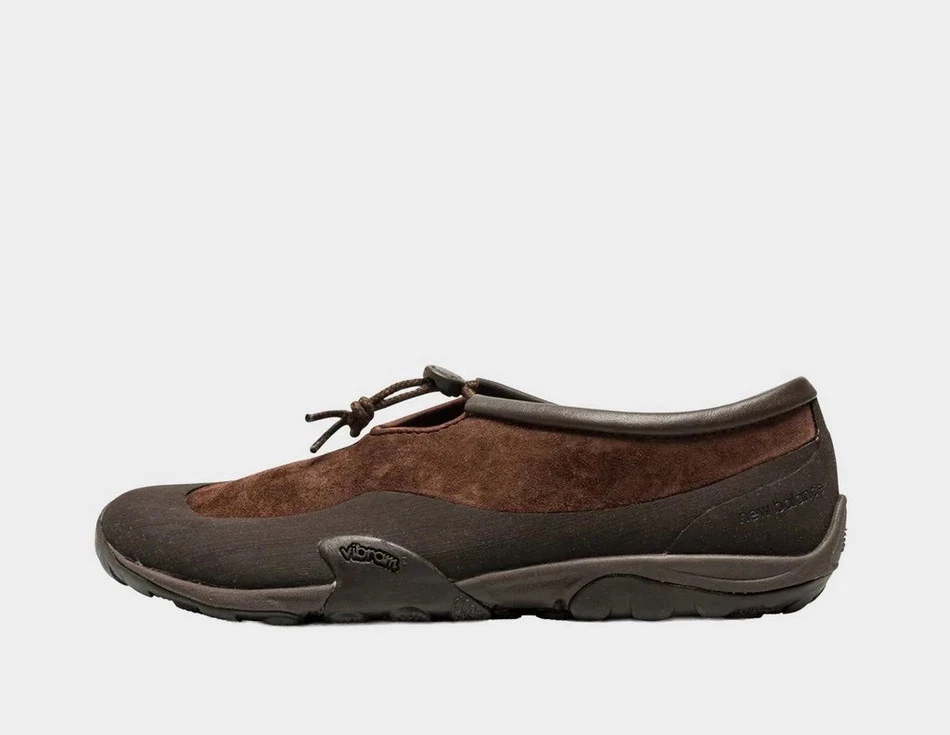 New Balance Men's MT10T Shoes in Dark Brown
Opens in a new window or tab