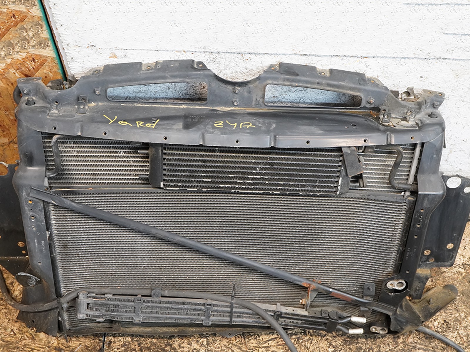 03-07 Bentley Continental GT Radiator Fan Shroud Motor Condenser Support