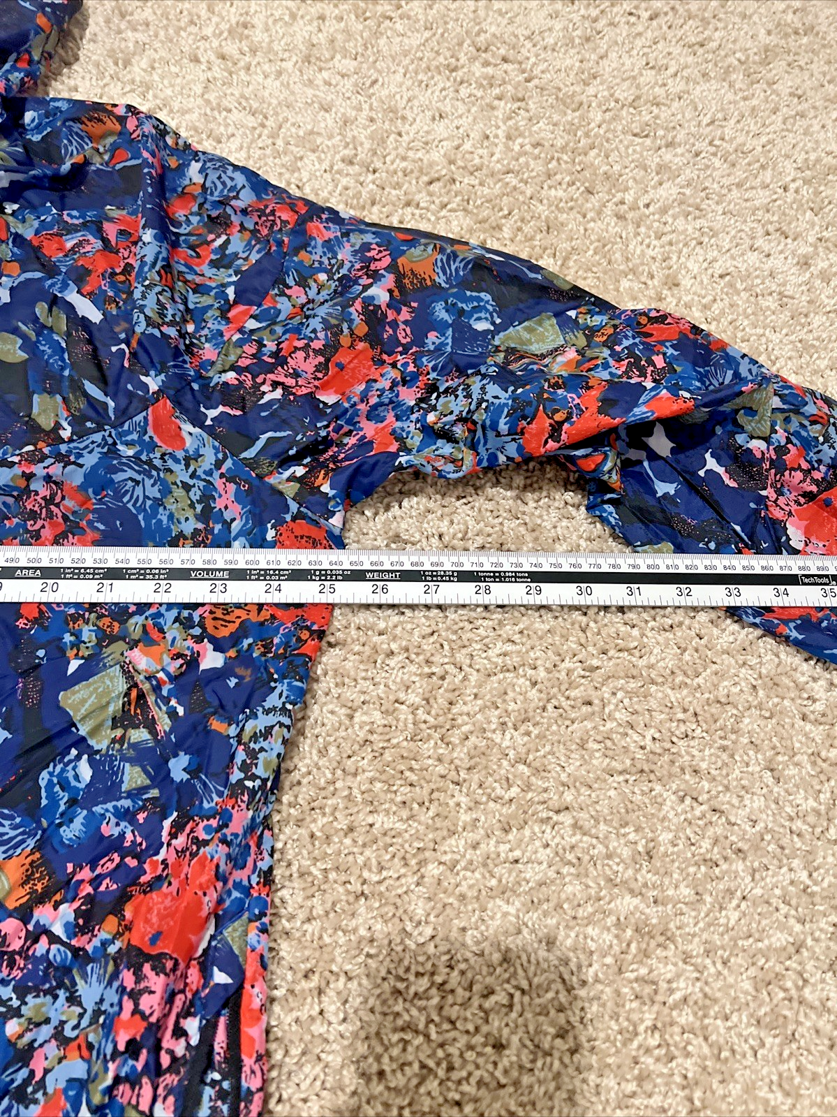 SACAI X NIKE Giacca Nike donna XL abbigliamento sportivo Windrunner con cappuccio rosa floreale RARA ventilata completa